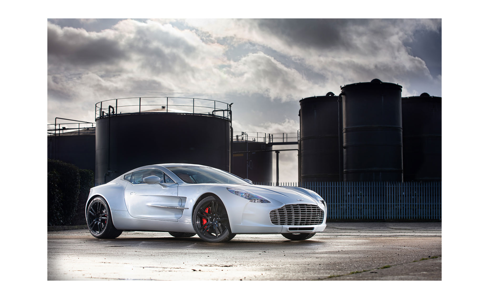 Aston-Martin-One-77